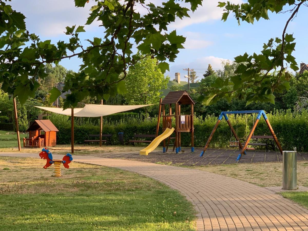 Balatonic apartman Zamárdi Esterno foto
