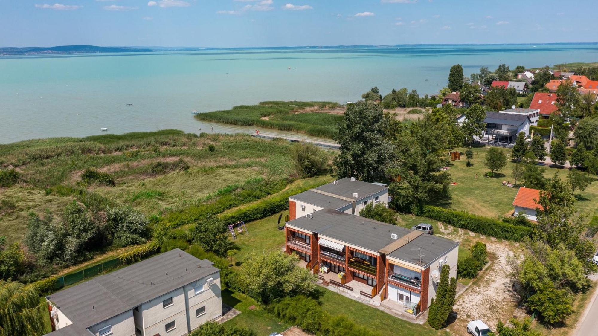 Balatonic apartman Zamárdi Esterno foto